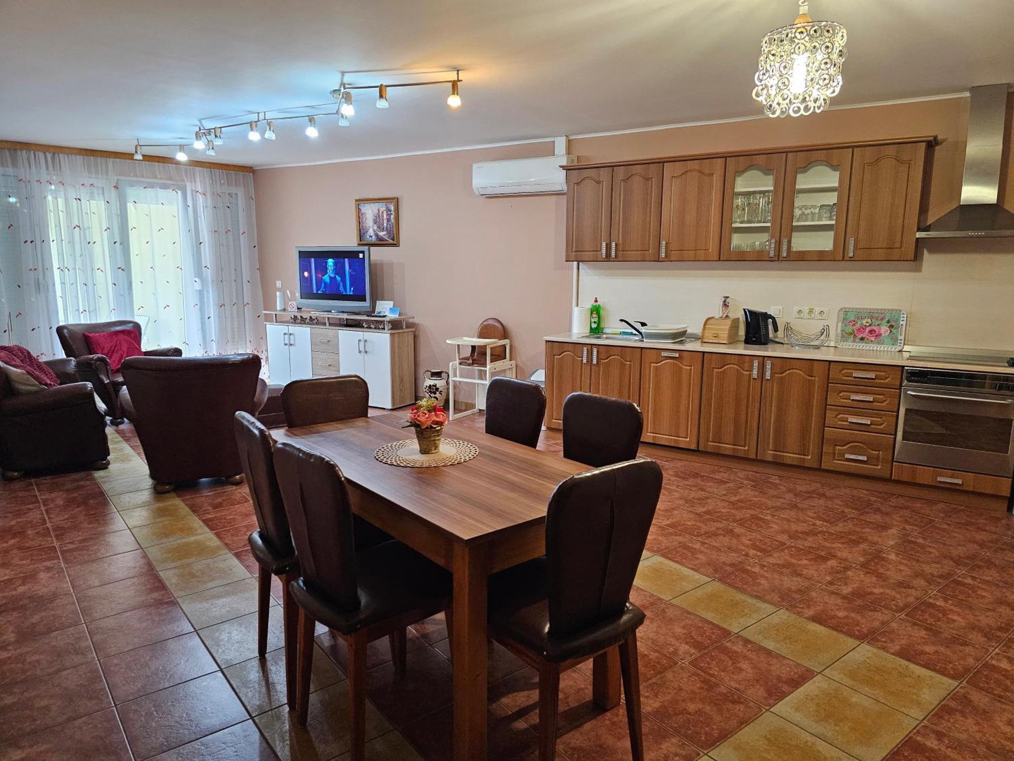 Apartmani Royal Residence 哥鲁拜克 外观 照片