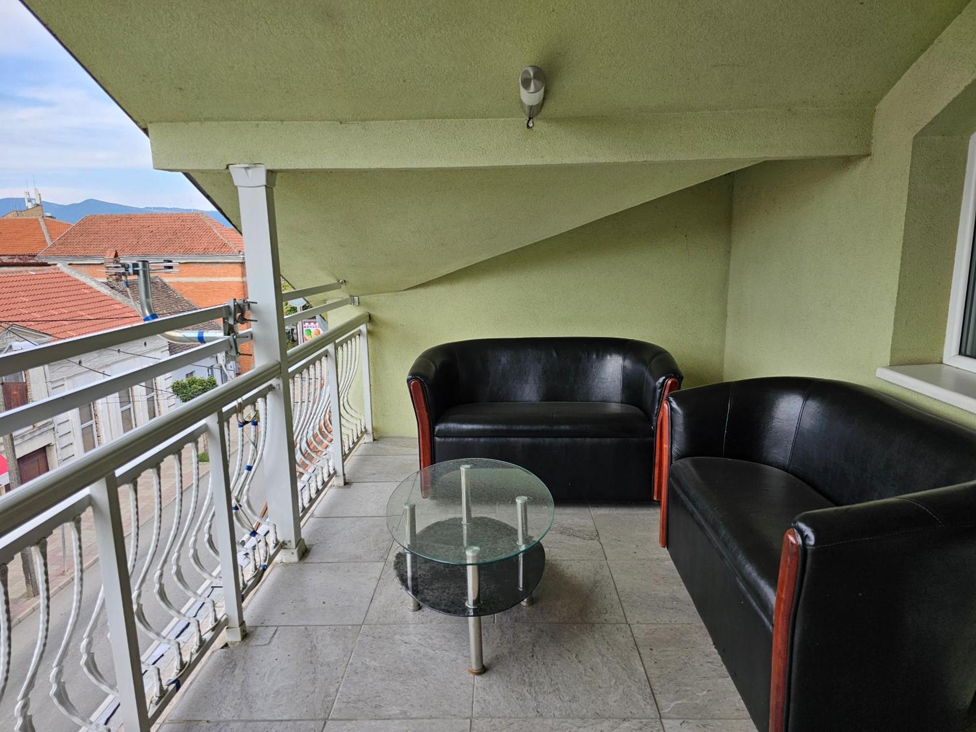 Apartmani Royal Residence 哥鲁拜克 外观 照片